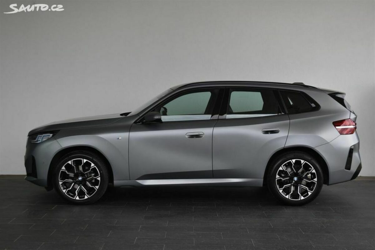 Fotografie vozu - klik pro zvětšení