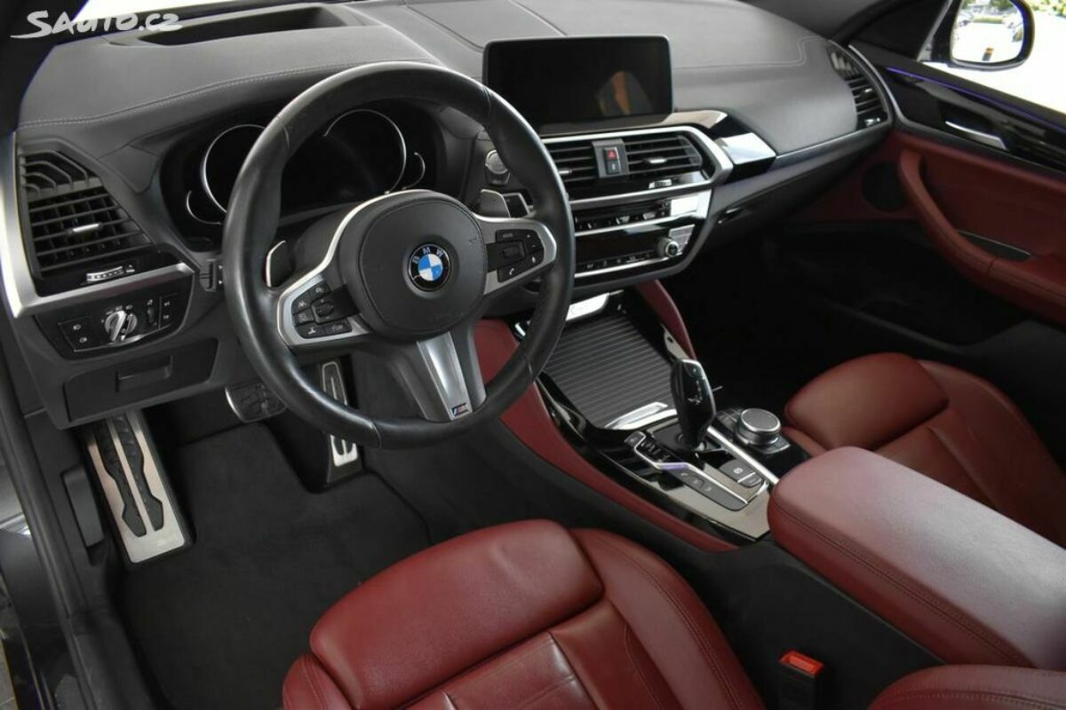 Fotografie vozu - klik pro zvětšení