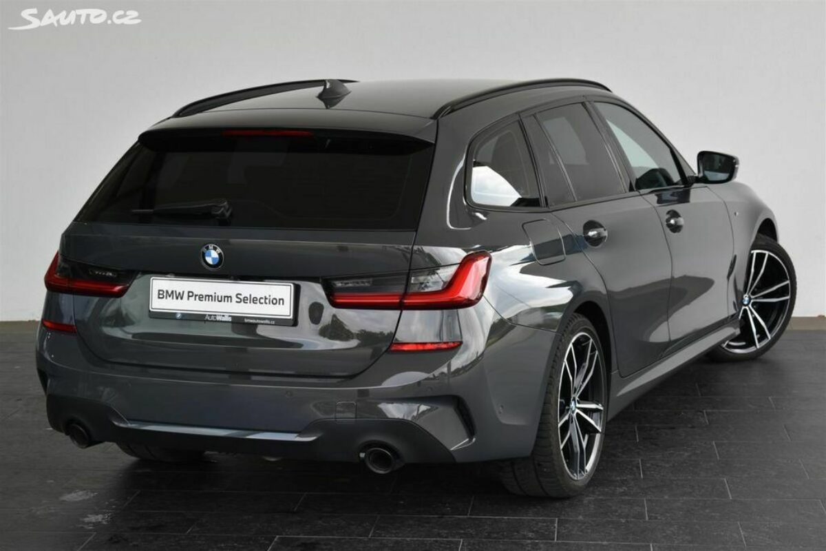 Fotografie vozu - klik pro zvětšení