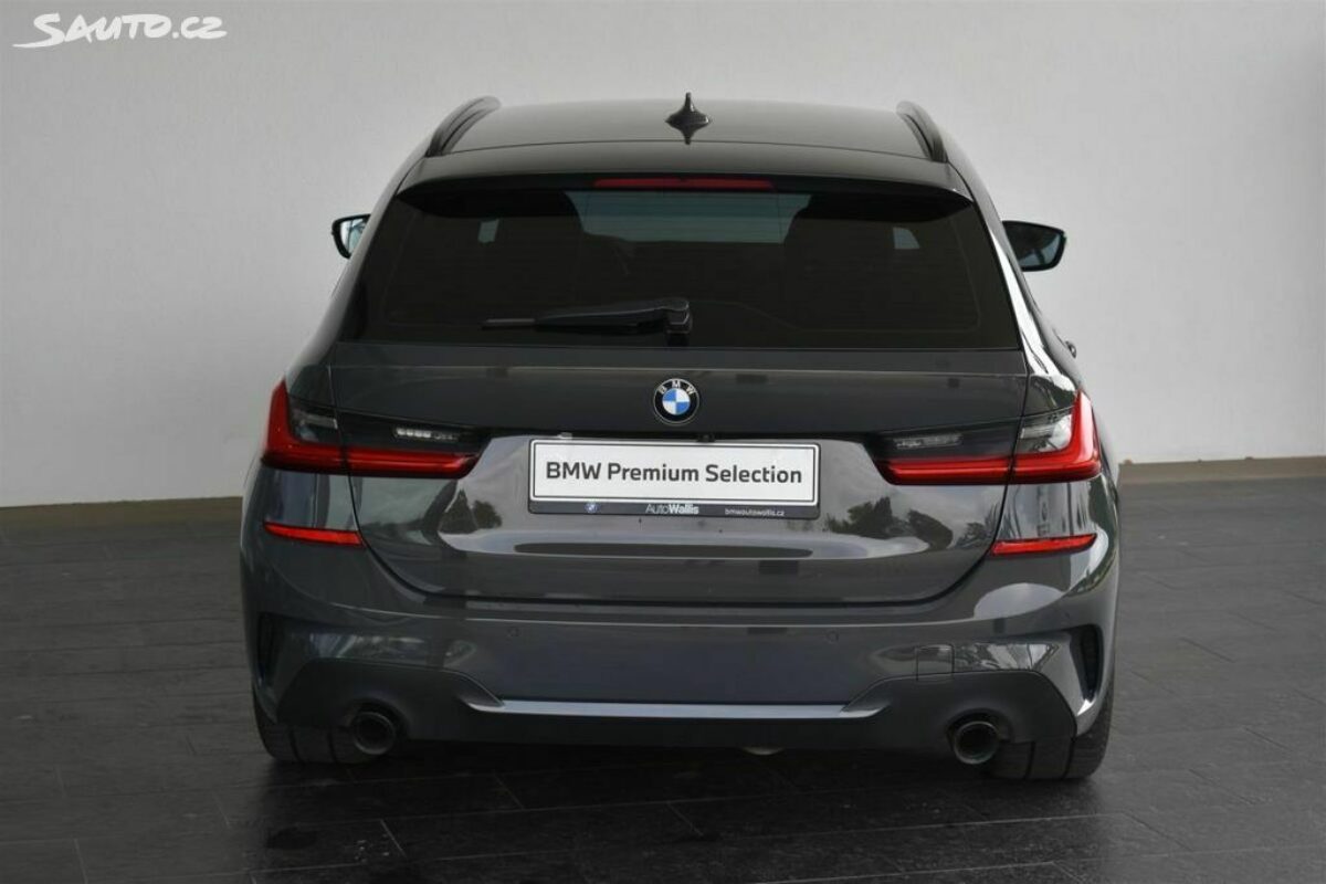 Fotografie vozu - klik pro zvětšení