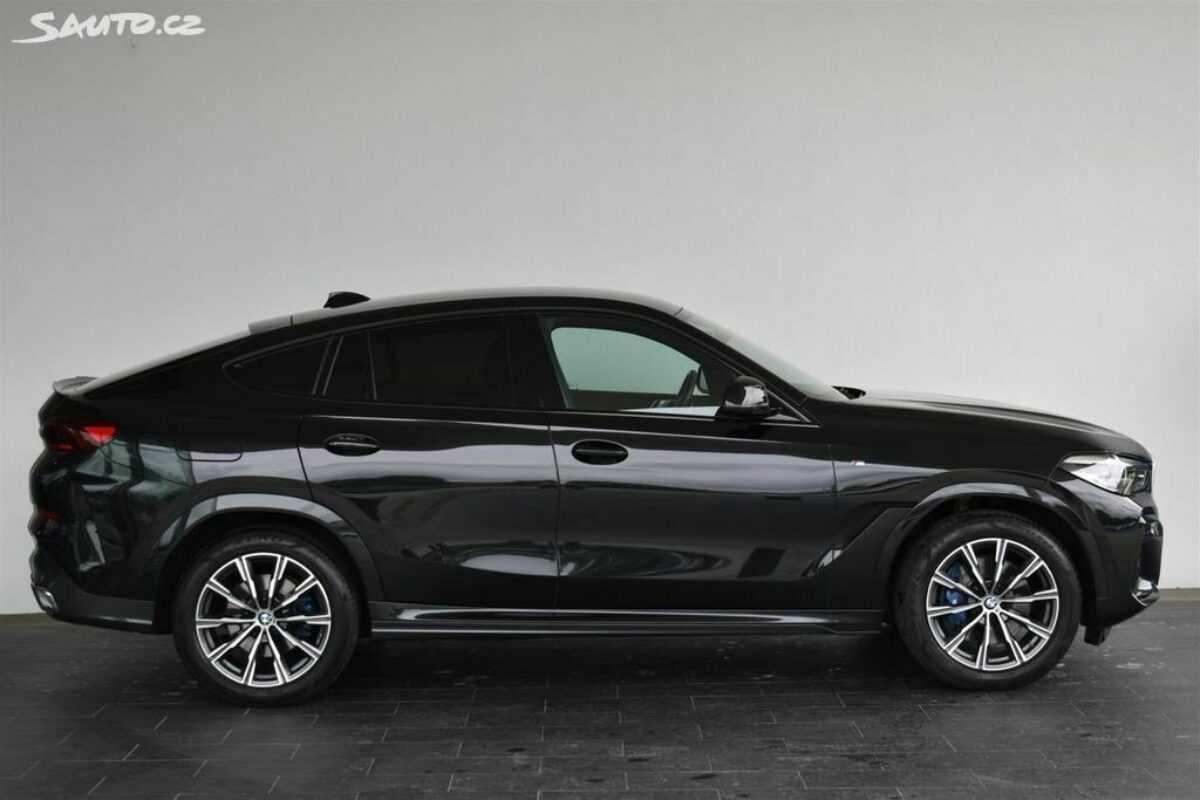 Fotografie vozu - klik pro zvětšení