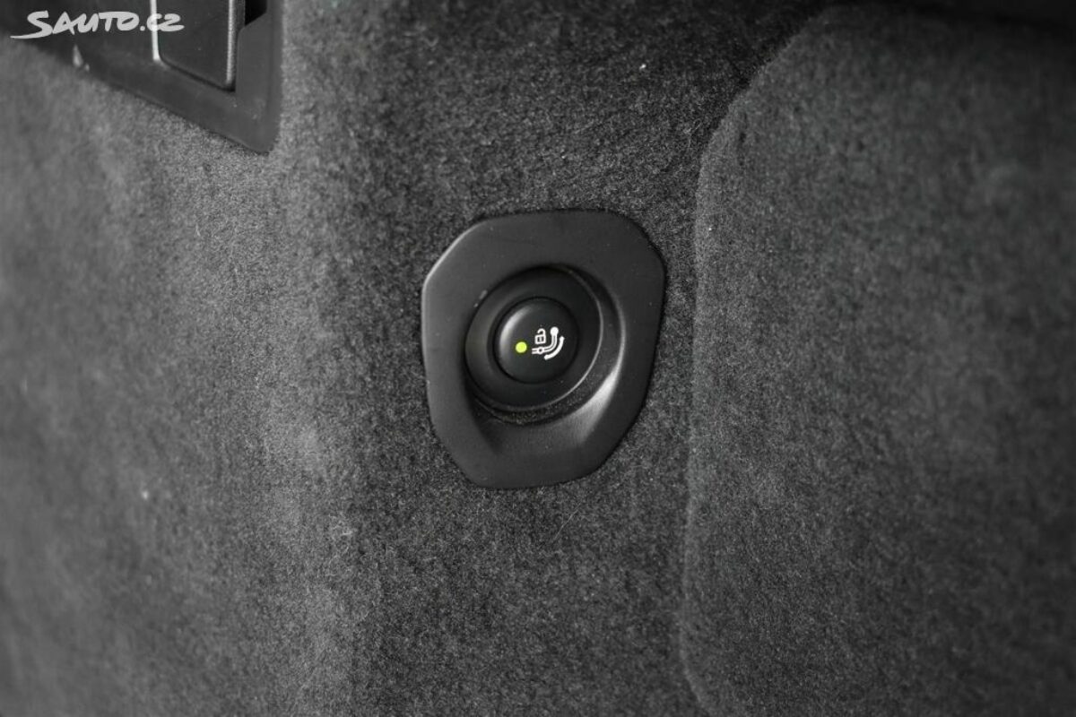 Fotografie vozu - klik pro zvětšení