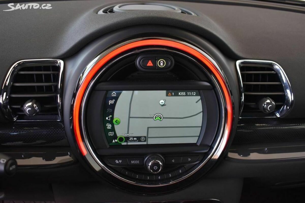 Fotografie vozu - klik pro zvětšení