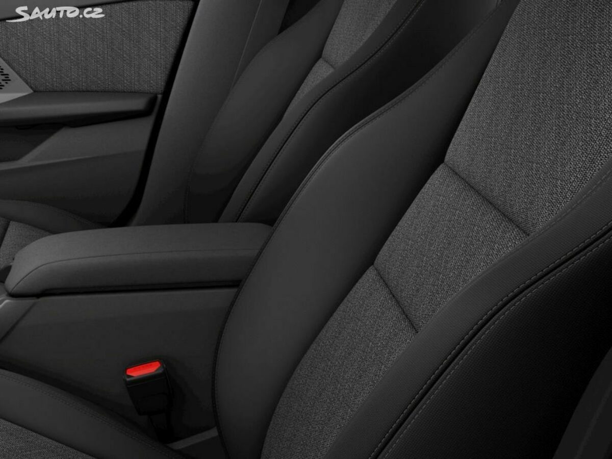 Fotografie vozu - klik pro zvětšení