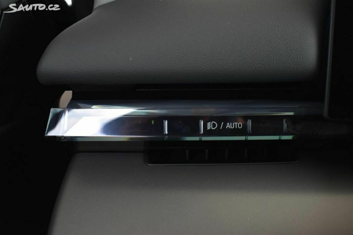 Fotografie vozu - klik pro zvětšení