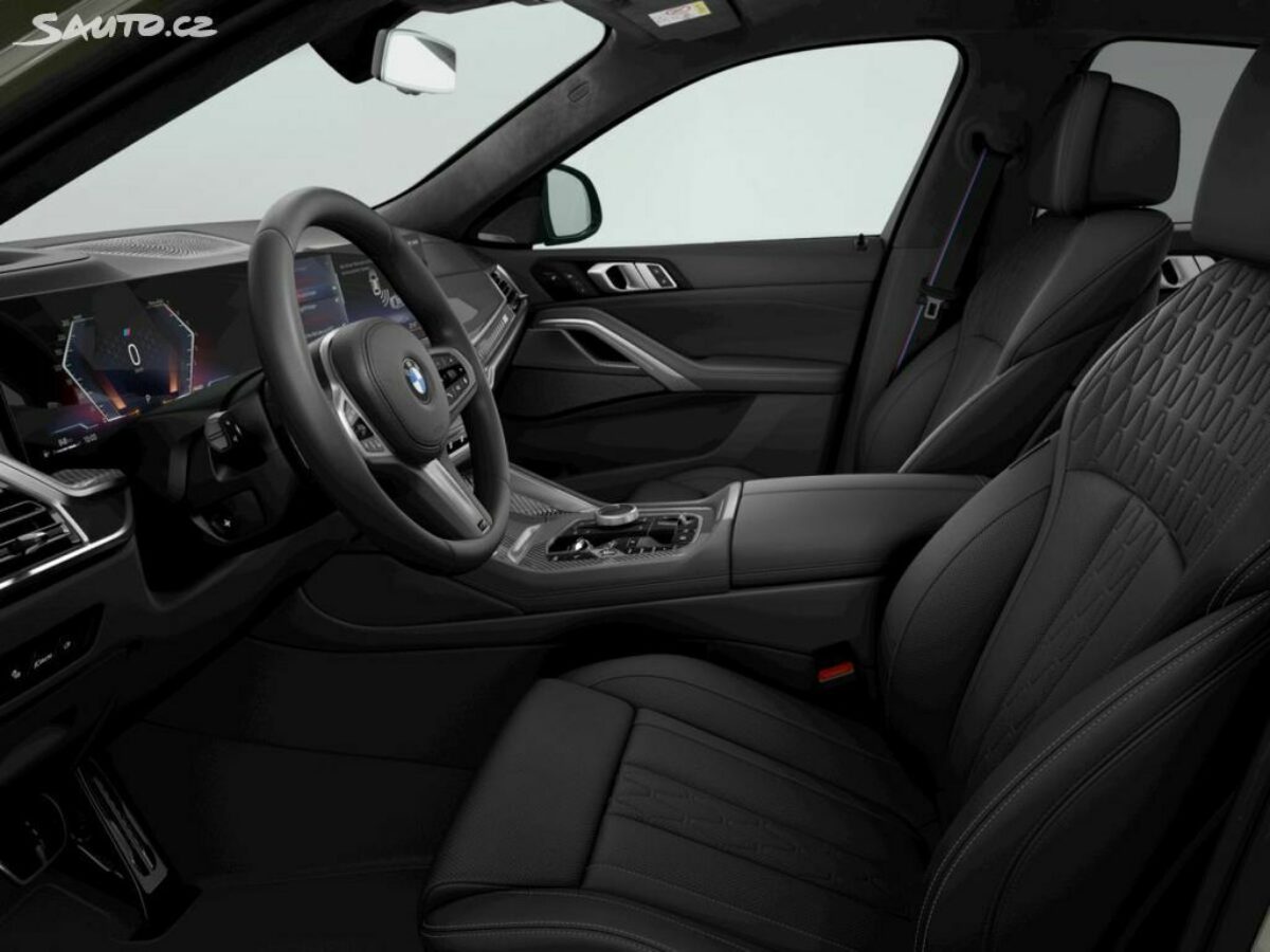 Fotografie vozu - klik pro zvětšení