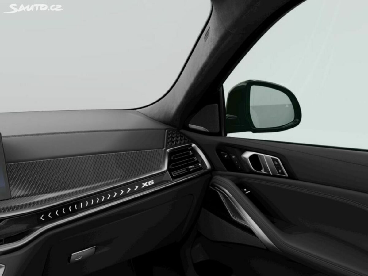 Fotografie vozu - klik pro zvětšení