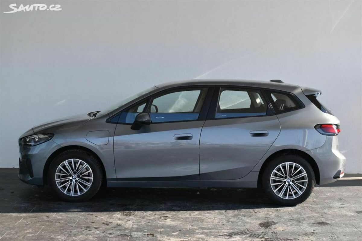 Fotografie vozu - klik pro zvětšení