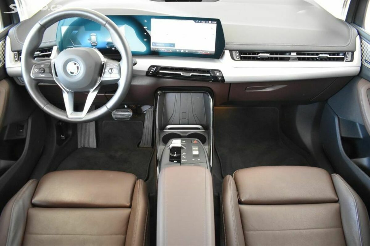 Fotografie vozu - klik pro zvětšení