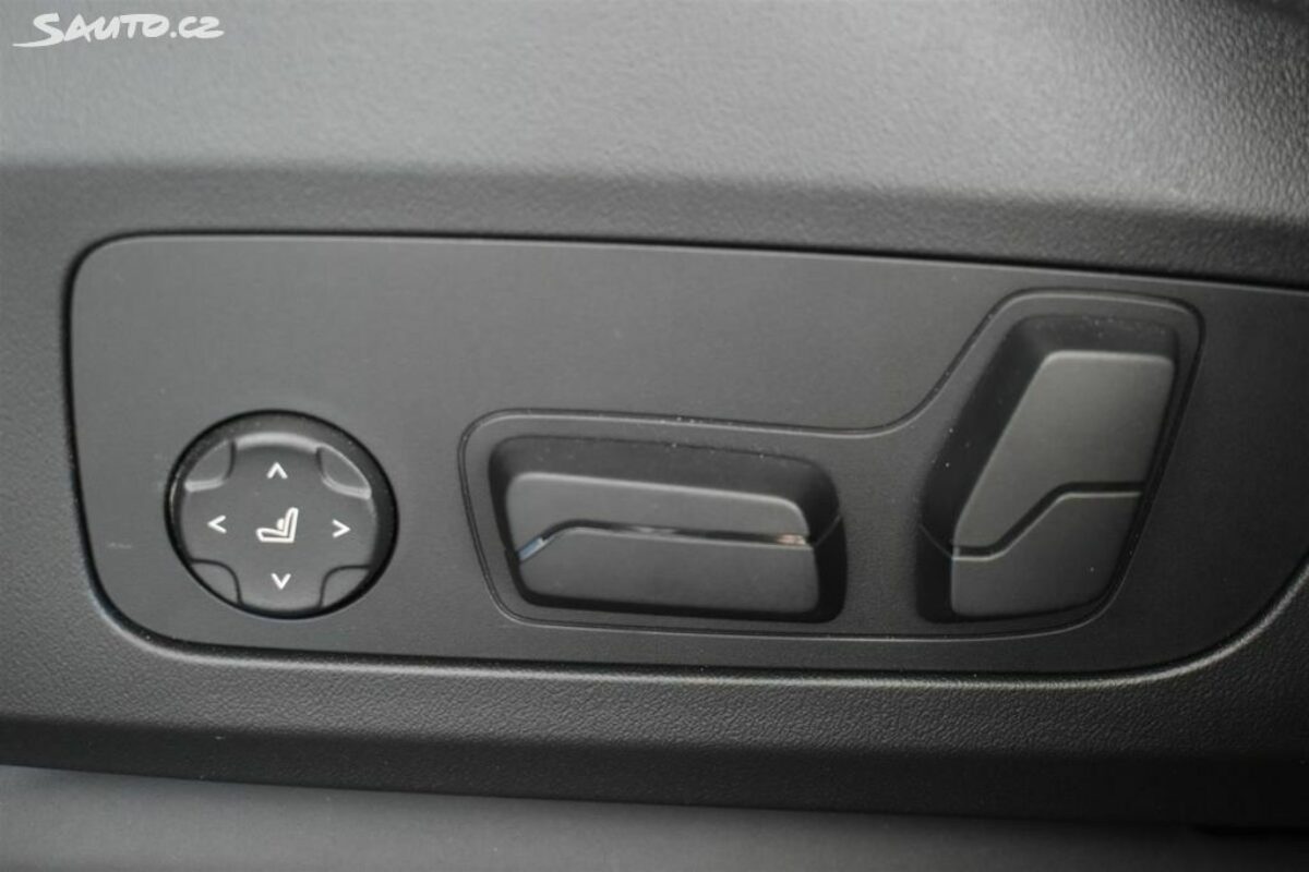 Fotografie vozu - klik pro zvětšení