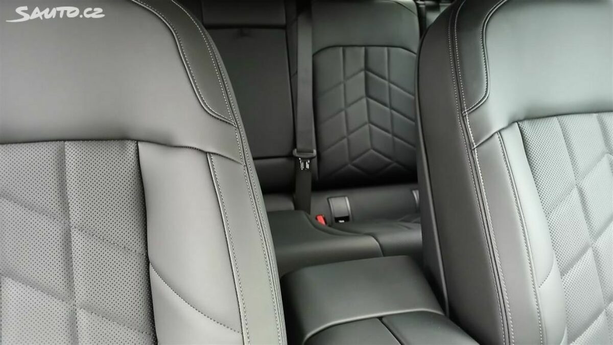 Fotografie vozu - klik pro zvětšení