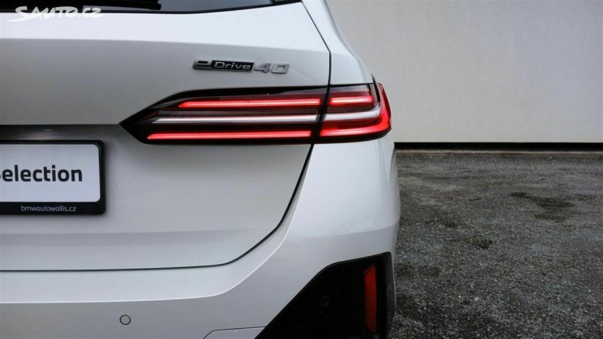 Fotografie vozu - klik pro zvětšení