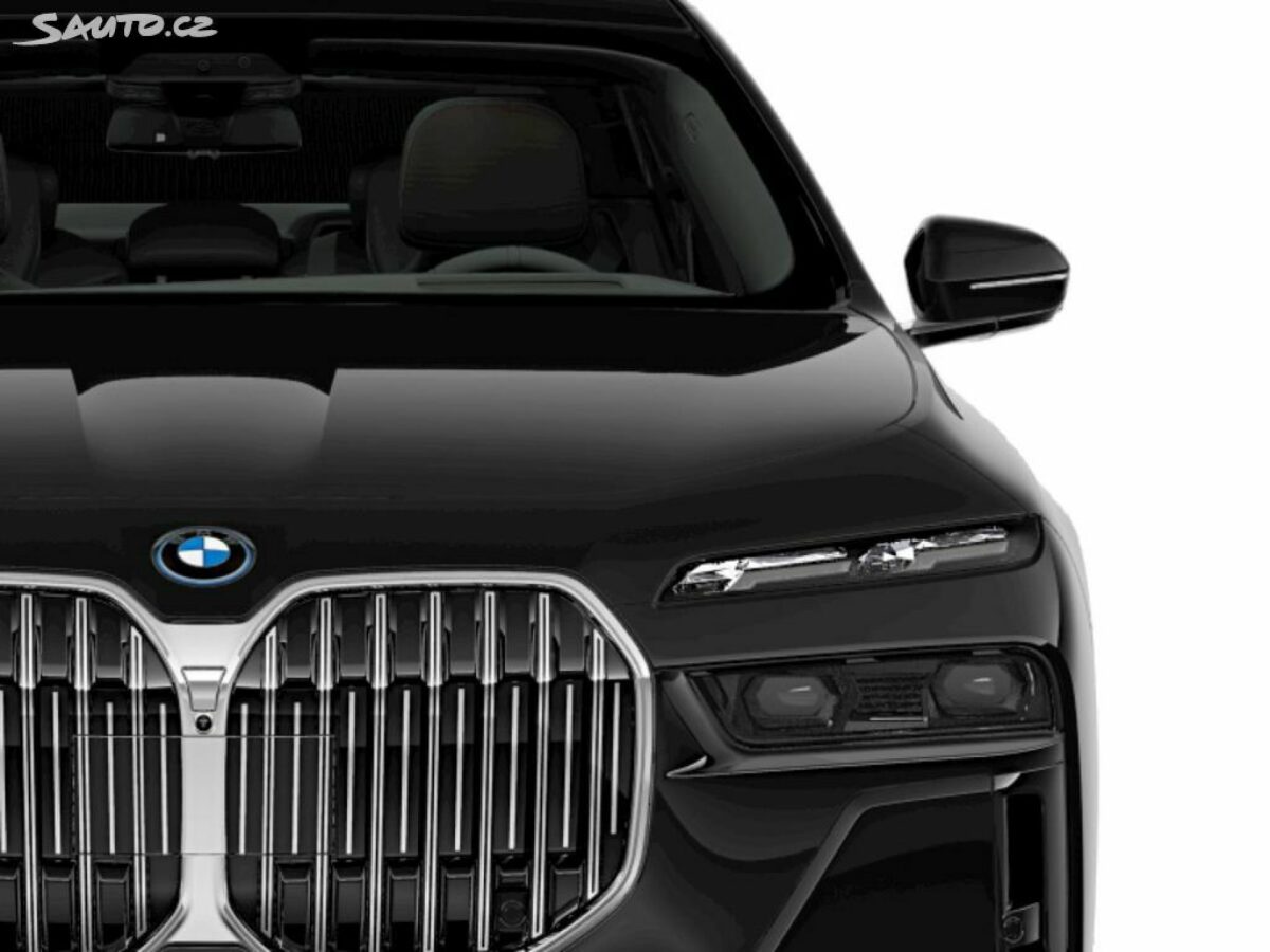 Fotografie vozu - klik pro zvětšení