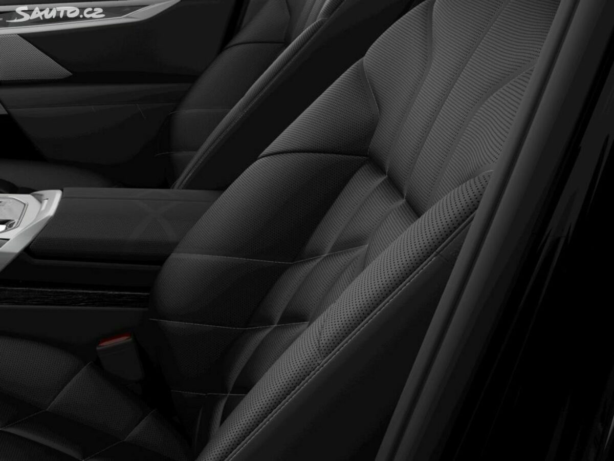 Fotografie vozu - klik pro zvětšení