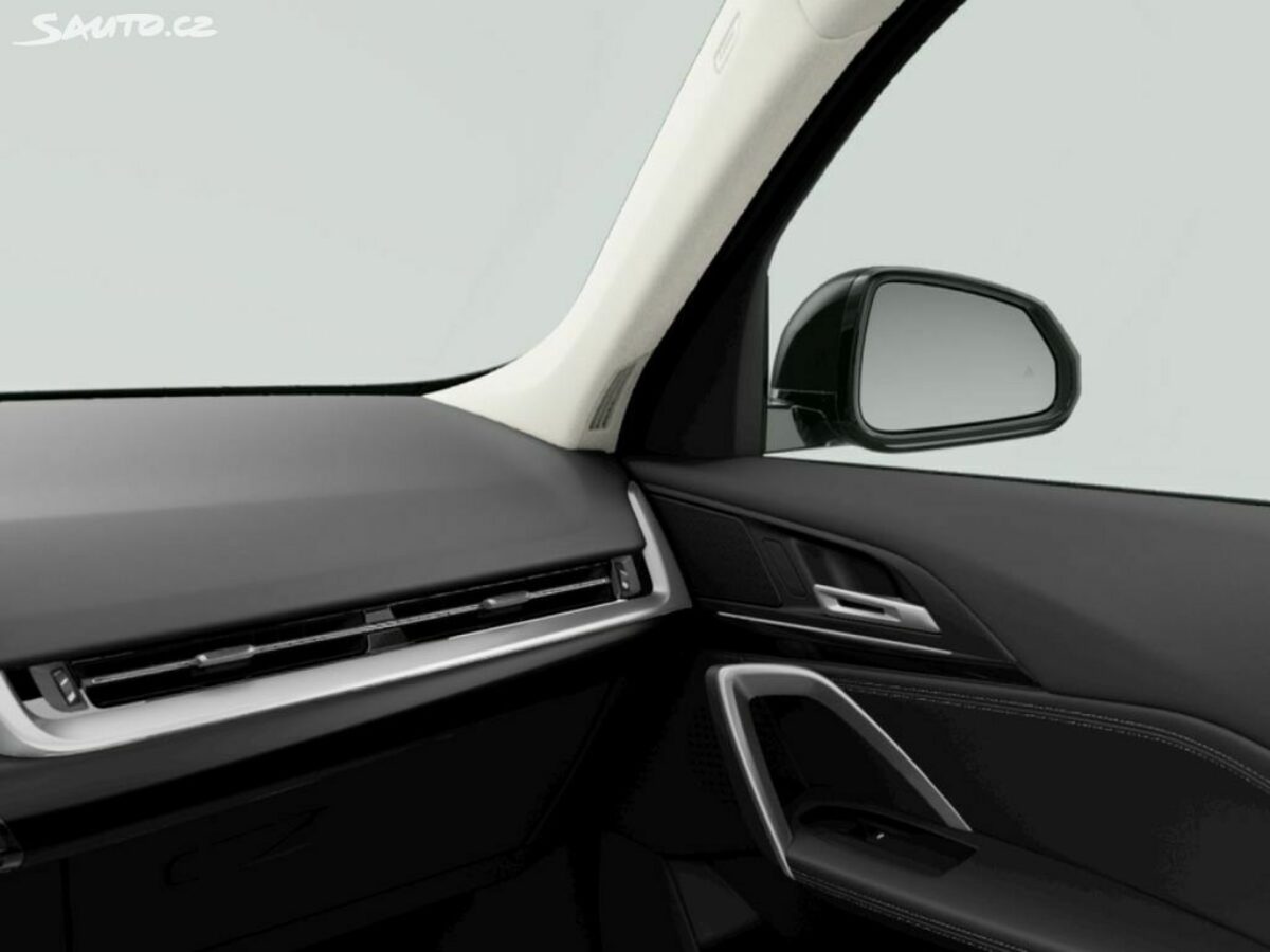 Fotografie vozu - klik pro zvětšení