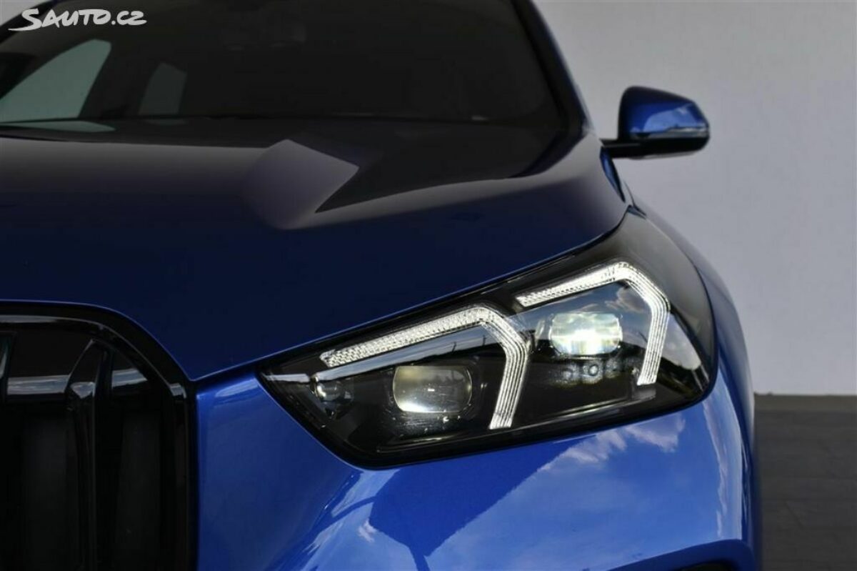 Fotografie vozu - klik pro zvětšení