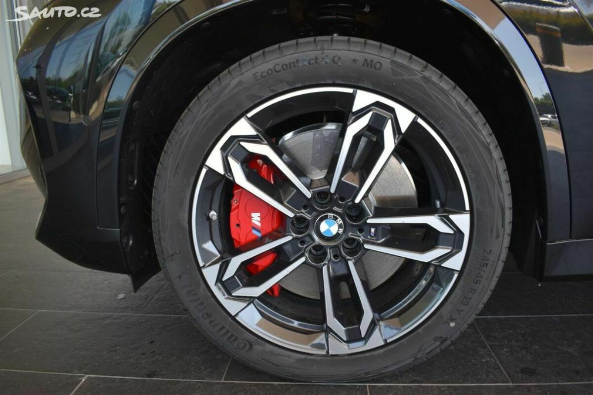 Fotografie vozu - klik pro zvětšení