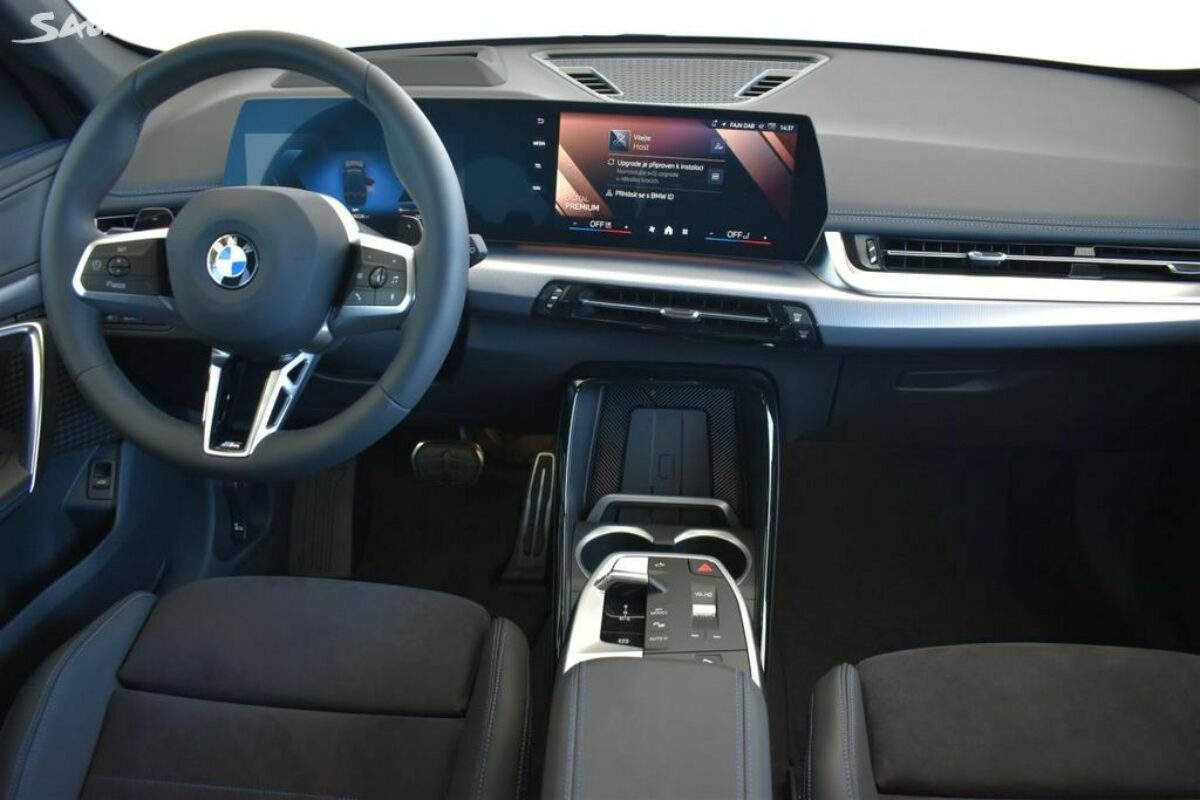 Fotografie vozu - klik pro zvětšení