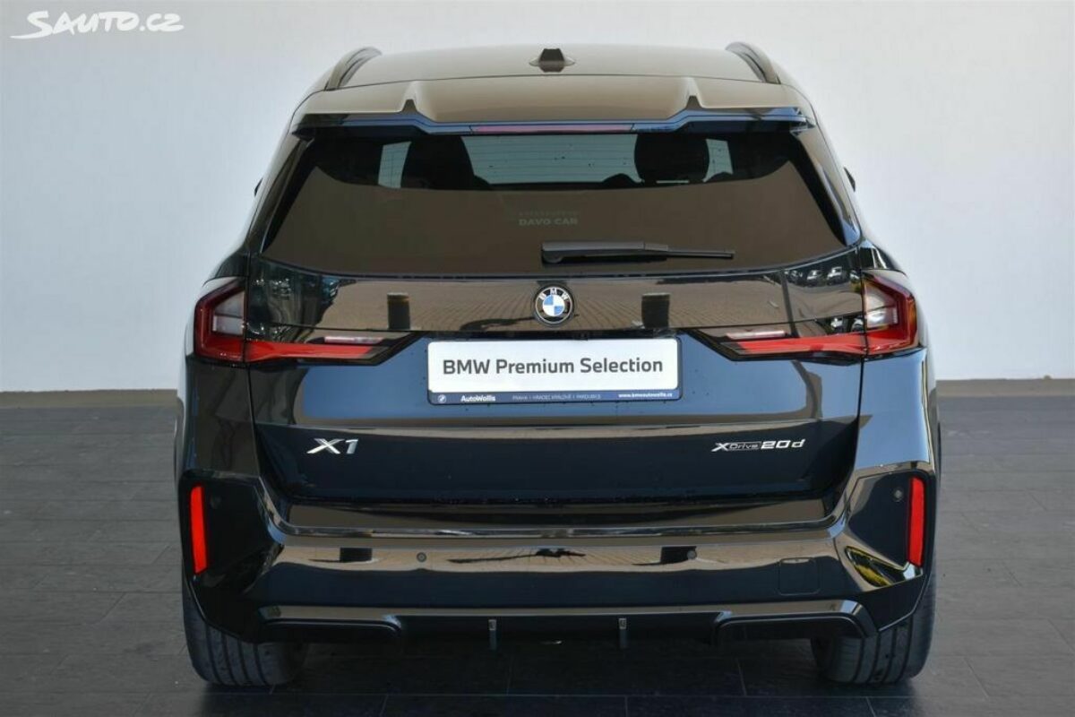 Fotografie vozu - klik pro zvětšení