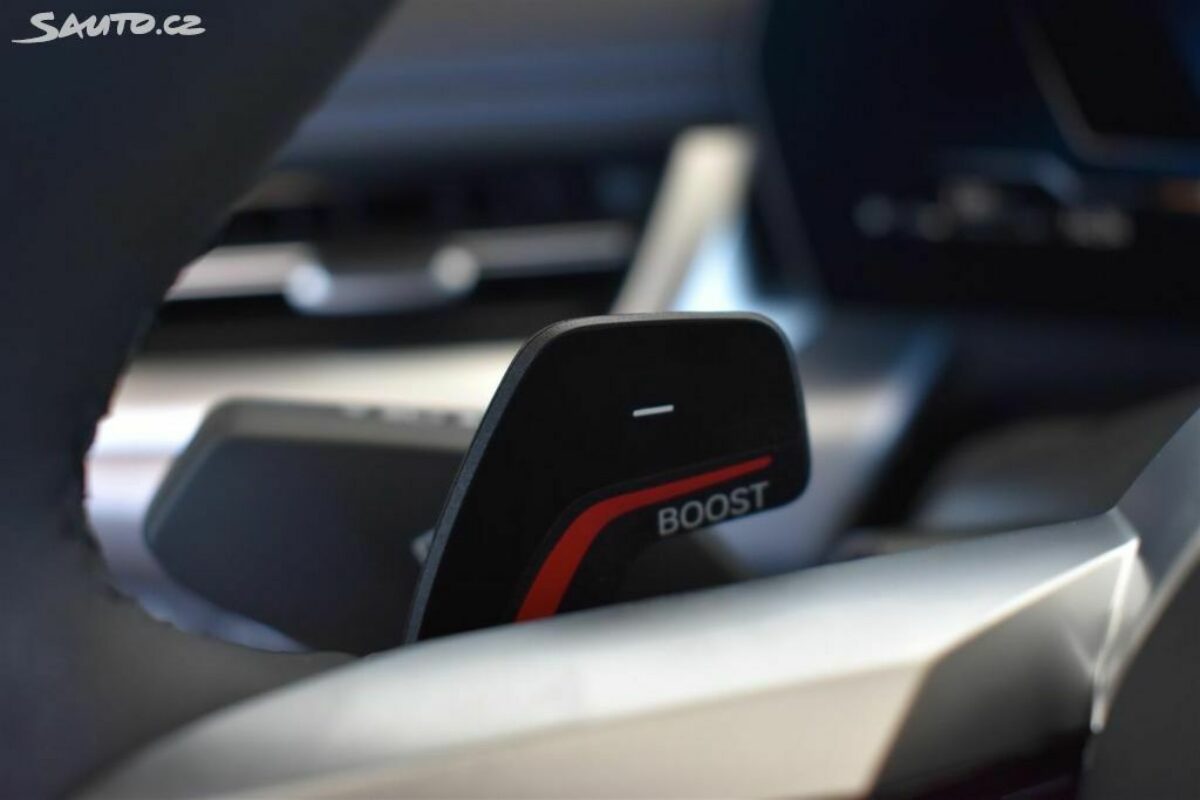 Fotografie vozu - klik pro zvětšení