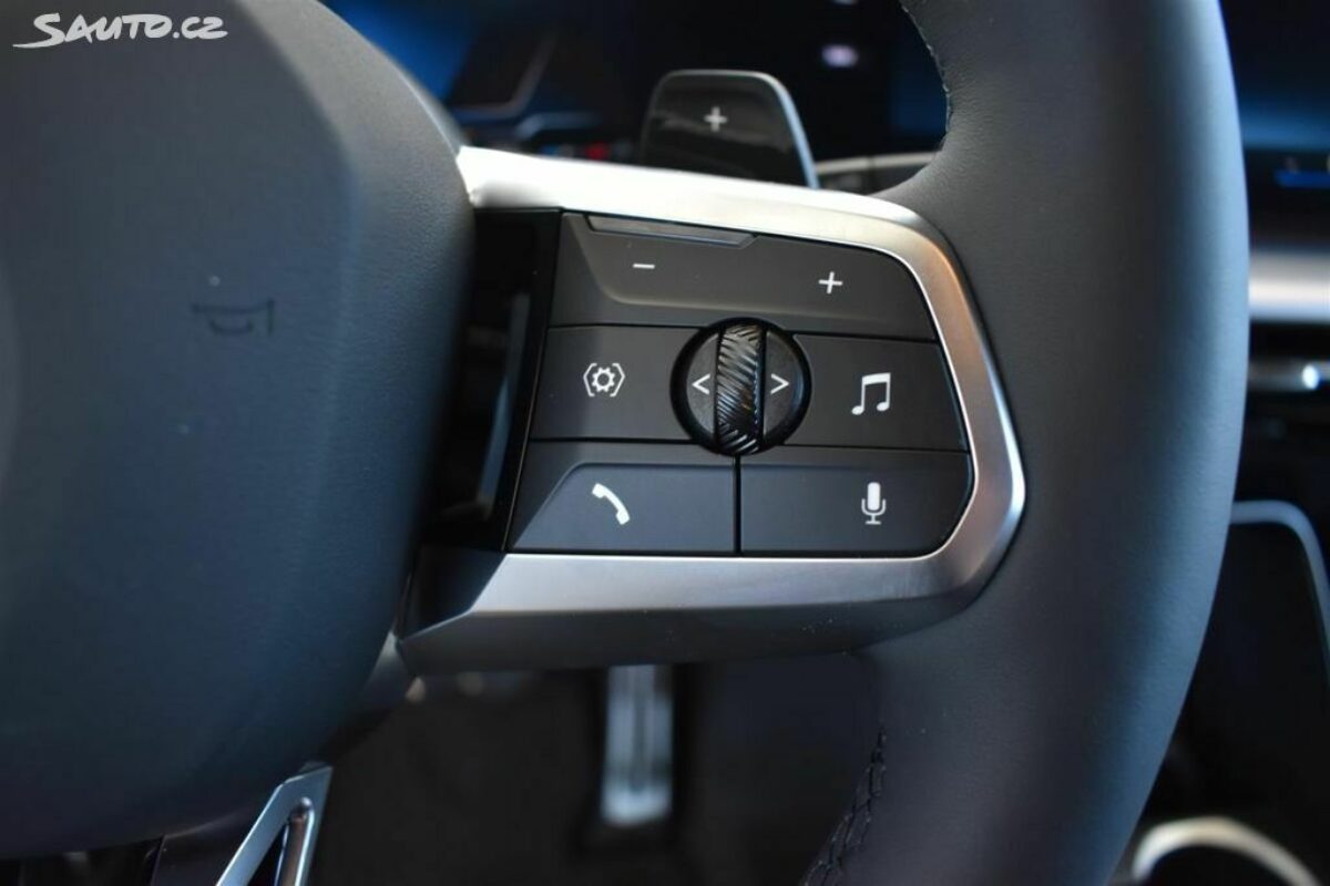 Fotografie vozu - klik pro zvětšení