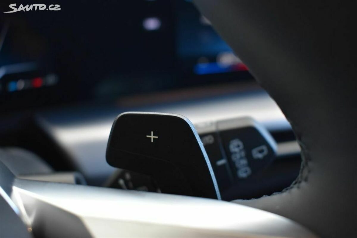 Fotografie vozu - klik pro zvětšení