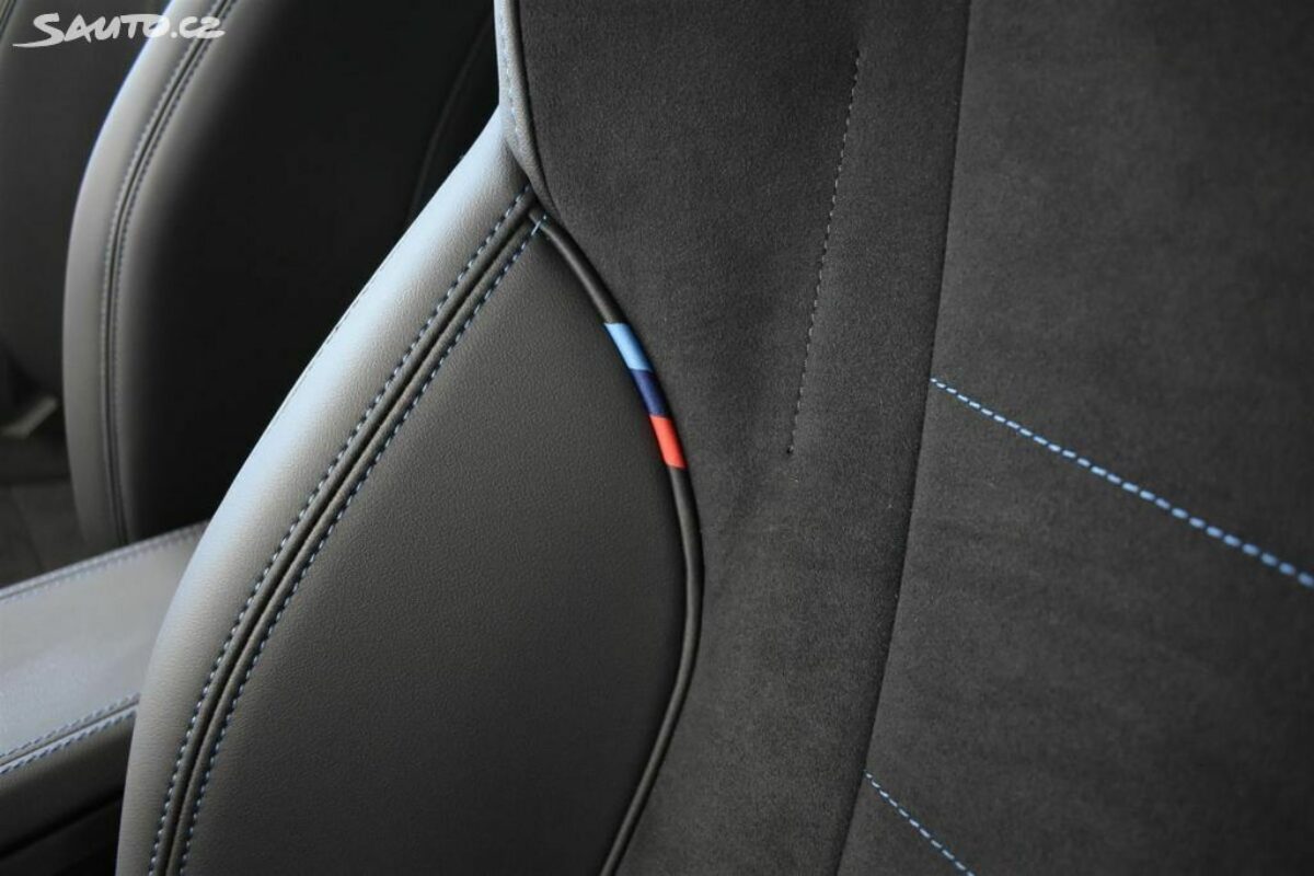 Fotografie vozu - klik pro zvětšení