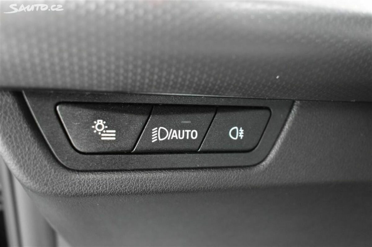 Fotografie vozu - klik pro zvětšení