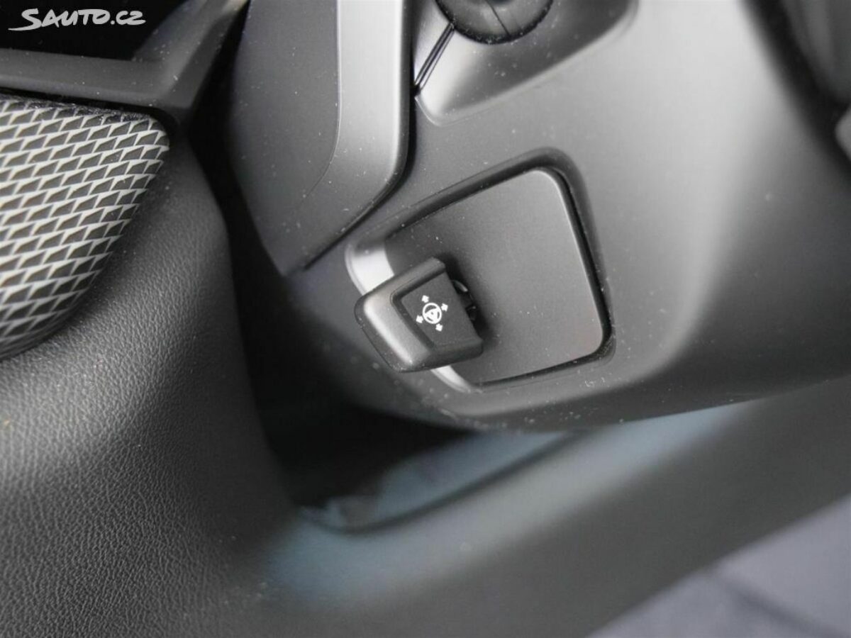 Fotografie vozu - klik pro zvětšení