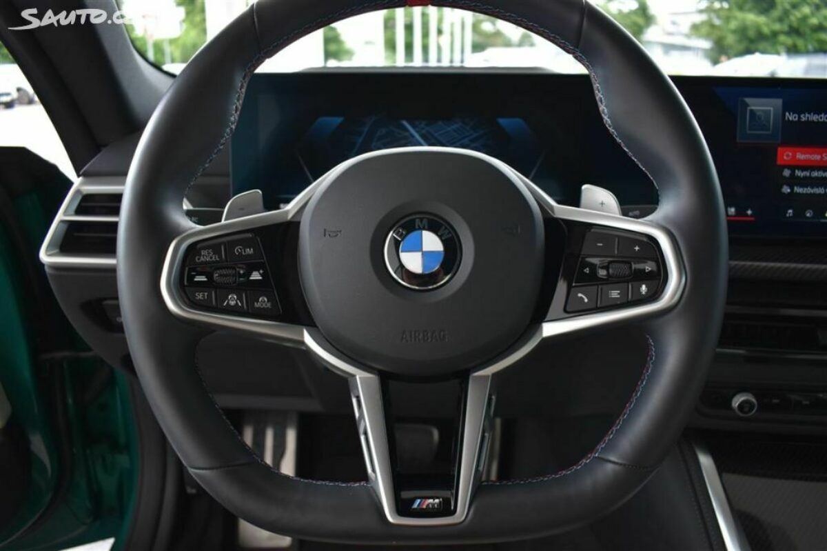 Fotografie vozu - klik pro zvětšení