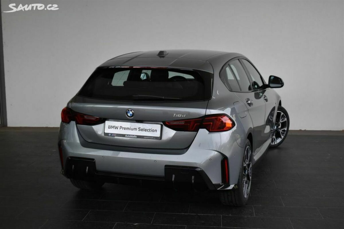 Fotografie vozu - klik pro zvětšení