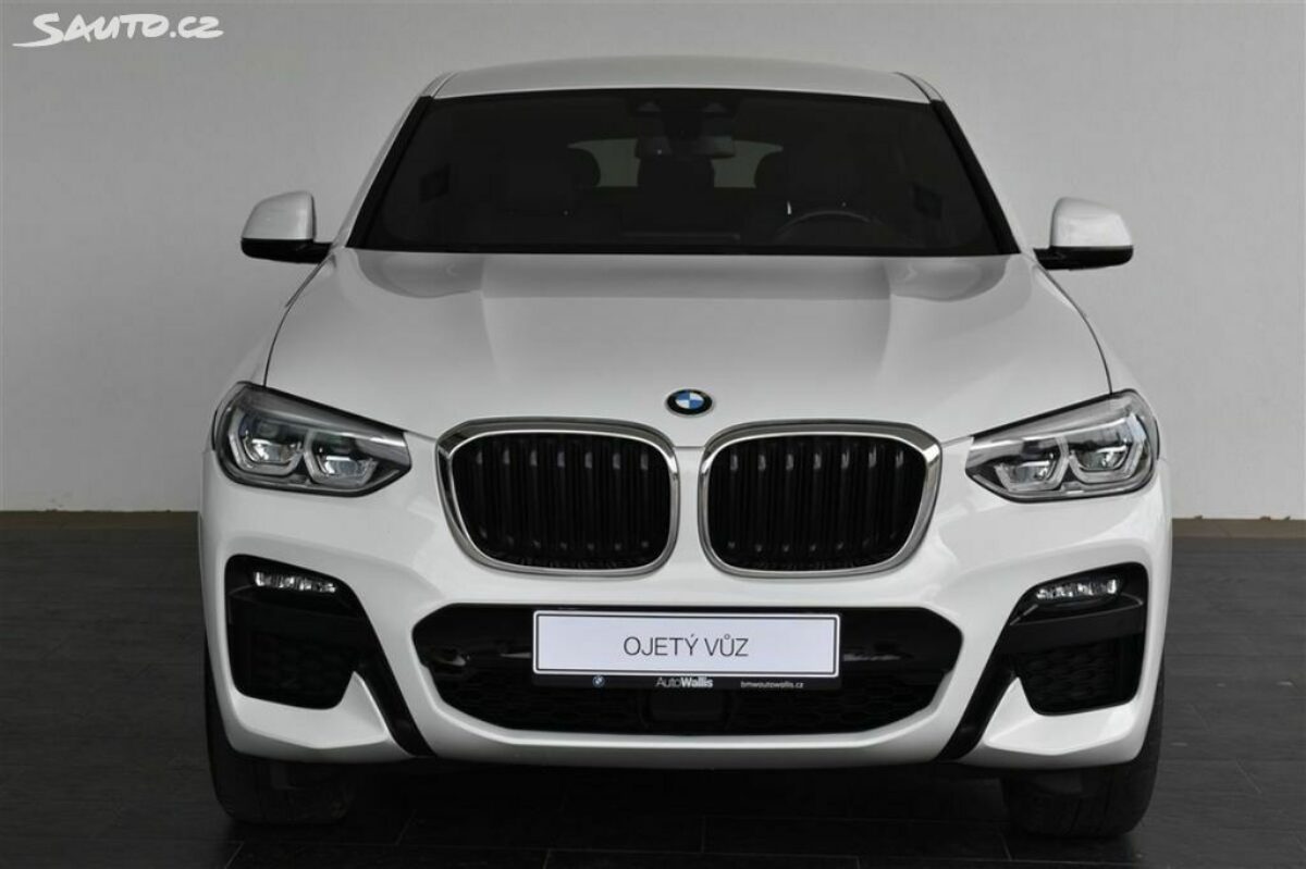 Fotografie vozu - klik pro zvětšení