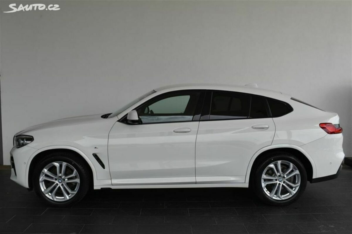 Fotografie vozu - klik pro zvětšení