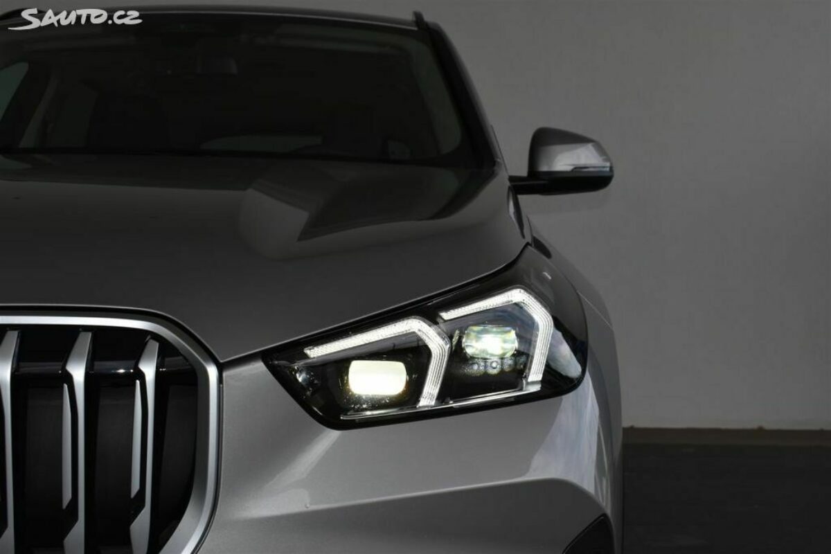 Fotografie vozu - klik pro zvětšení