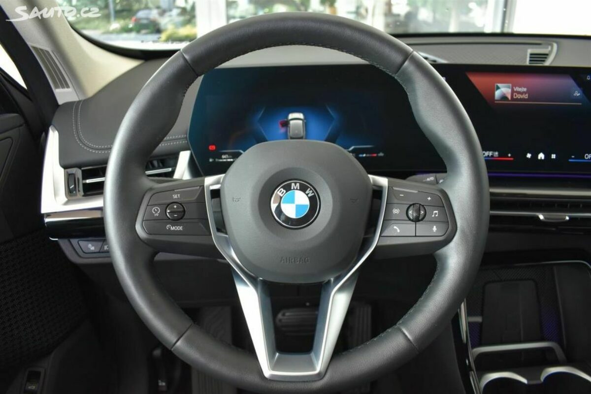 Fotografie vozu - klik pro zvětšení