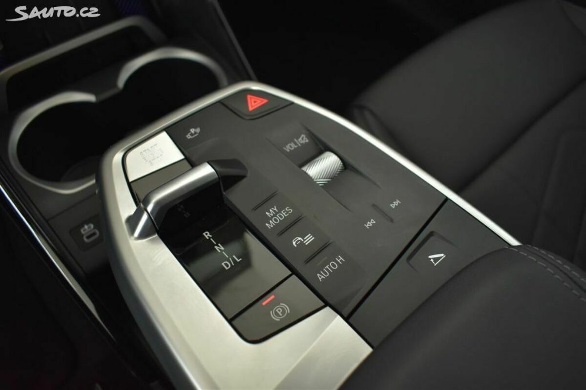 Fotografie vozu - klik pro zvětšení