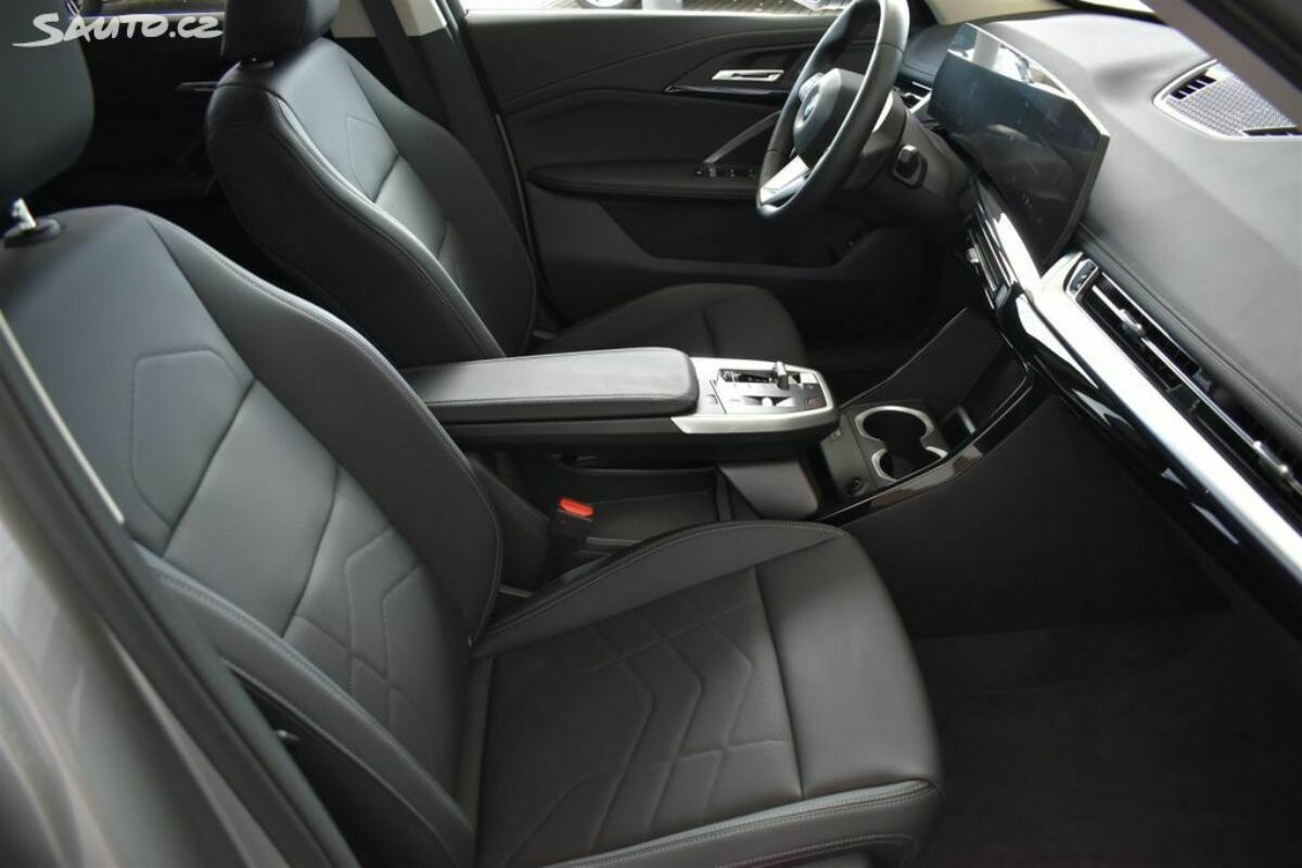 Fotografie vozu - klik pro zvětšení