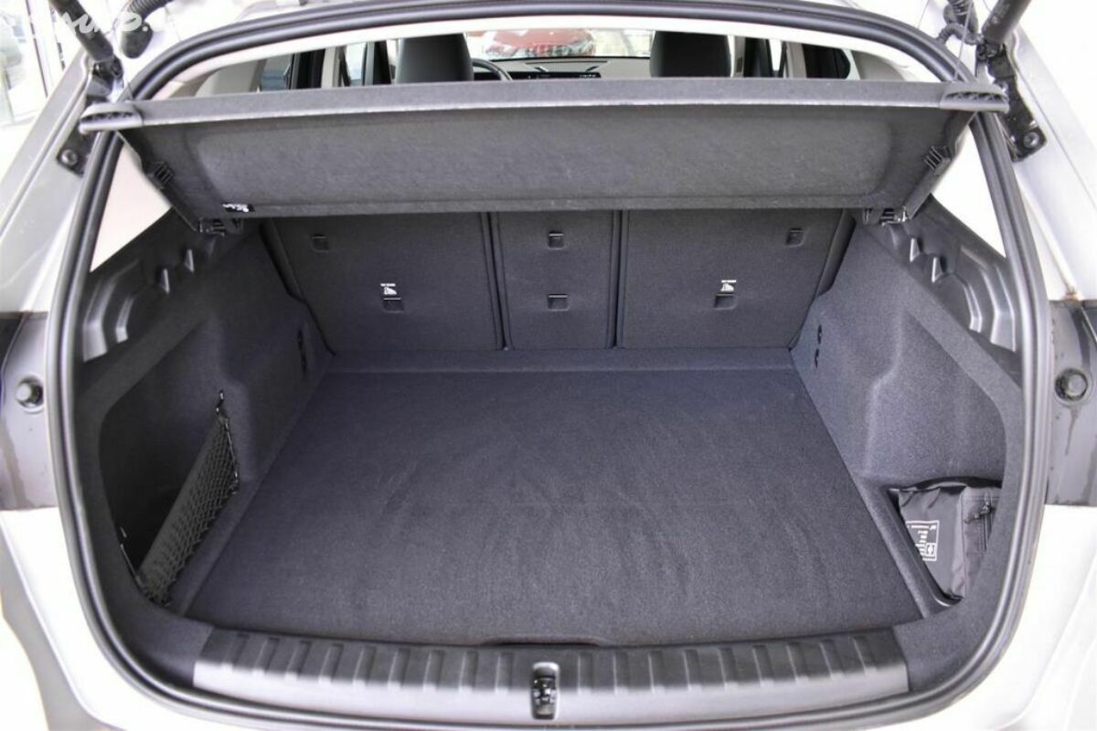 Fotografie vozu - klik pro zvětšení