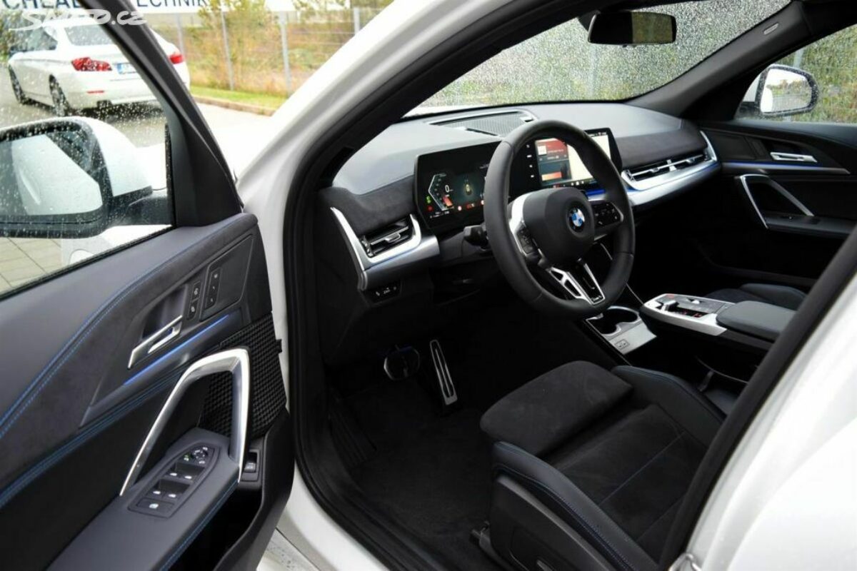 Fotografie vozu - klik pro zvětšení