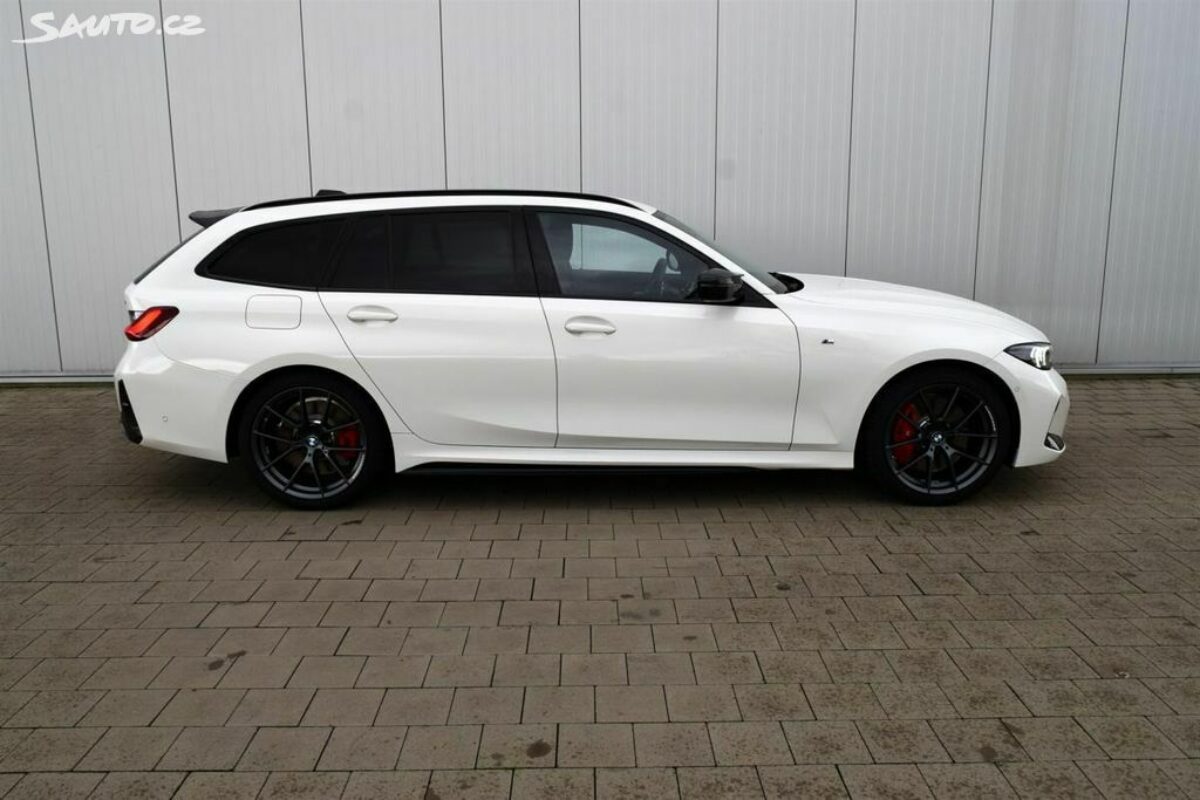 Fotografie vozu - klik pro zvětšení