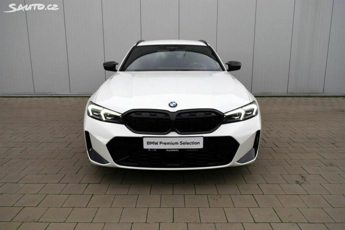 Fotografie vozu - klik pro zvětšení