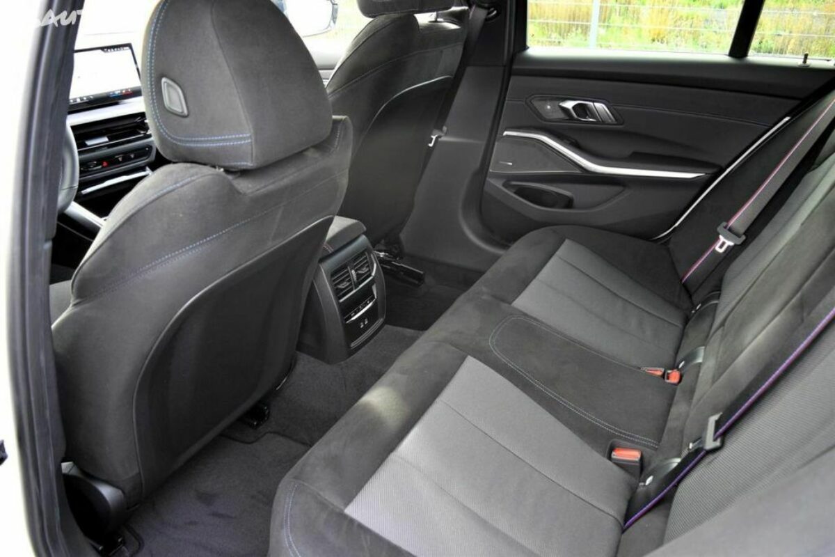 Fotografie vozu - klik pro zvětšení