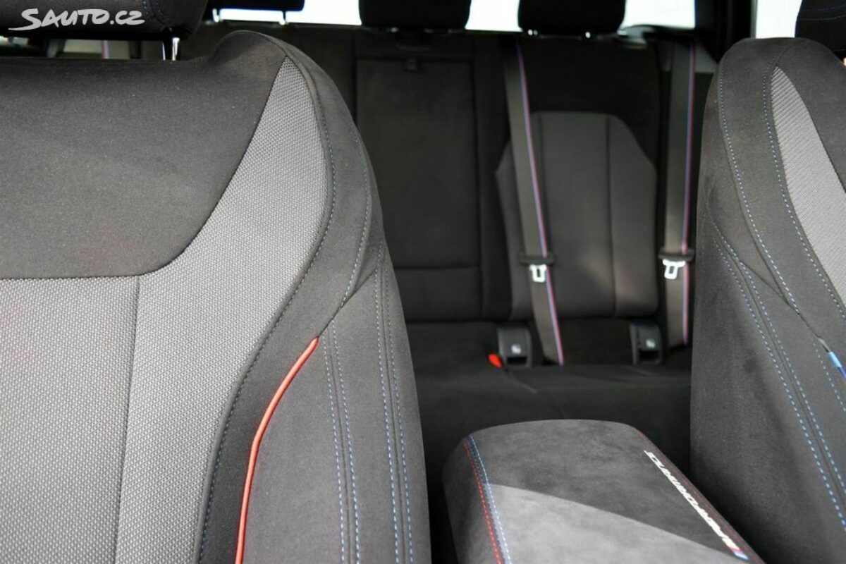 Fotografie vozu - klik pro zvětšení