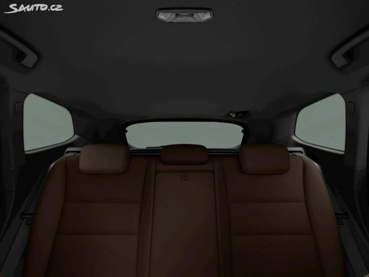 Fotografie vozu - klik pro zvětšení