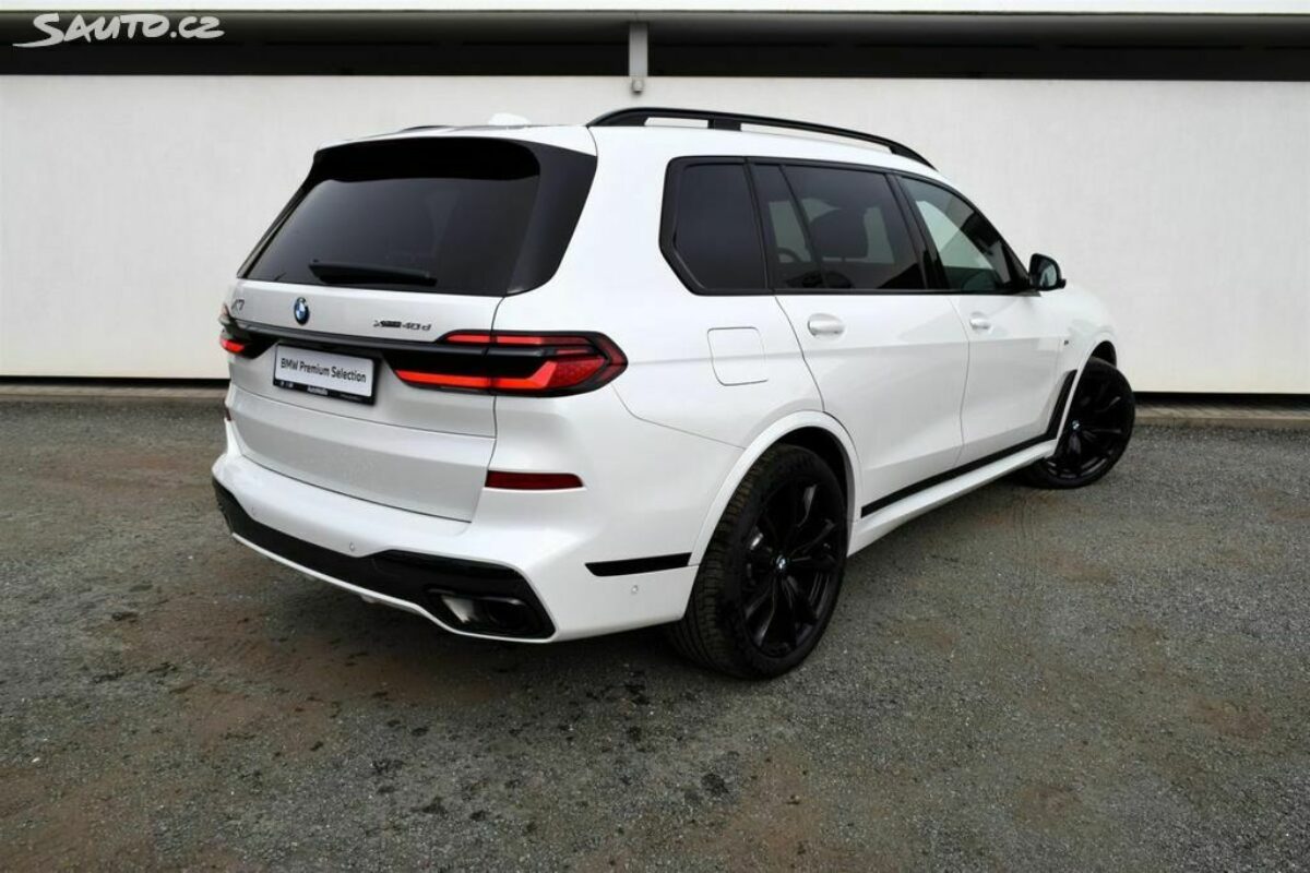 Fotografie vozu - klik pro zvětšení