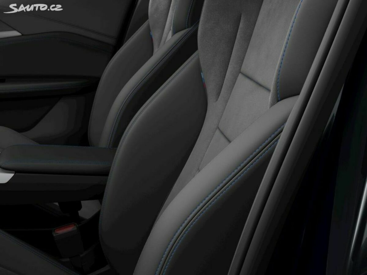 Fotografie vozu - klik pro zvětšení