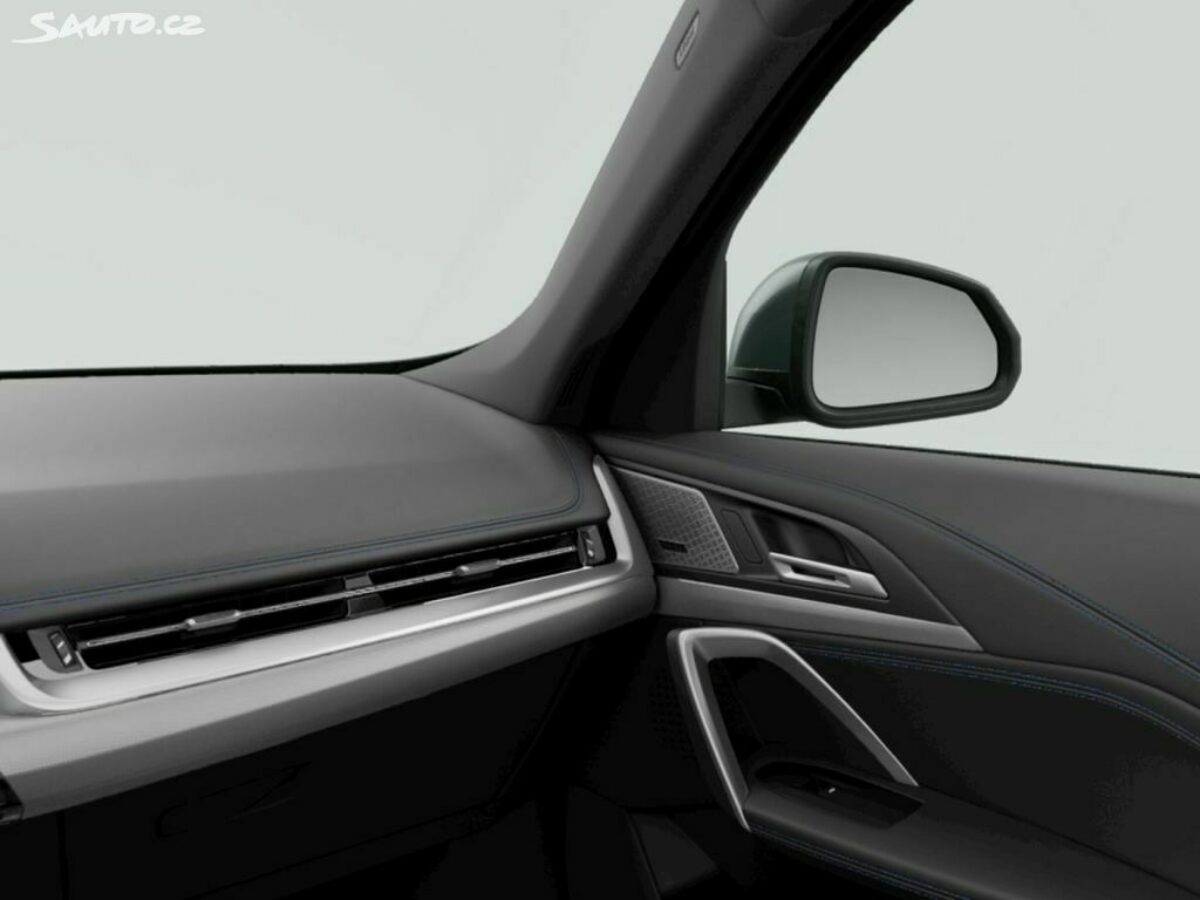 Fotografie vozu - klik pro zvětšení