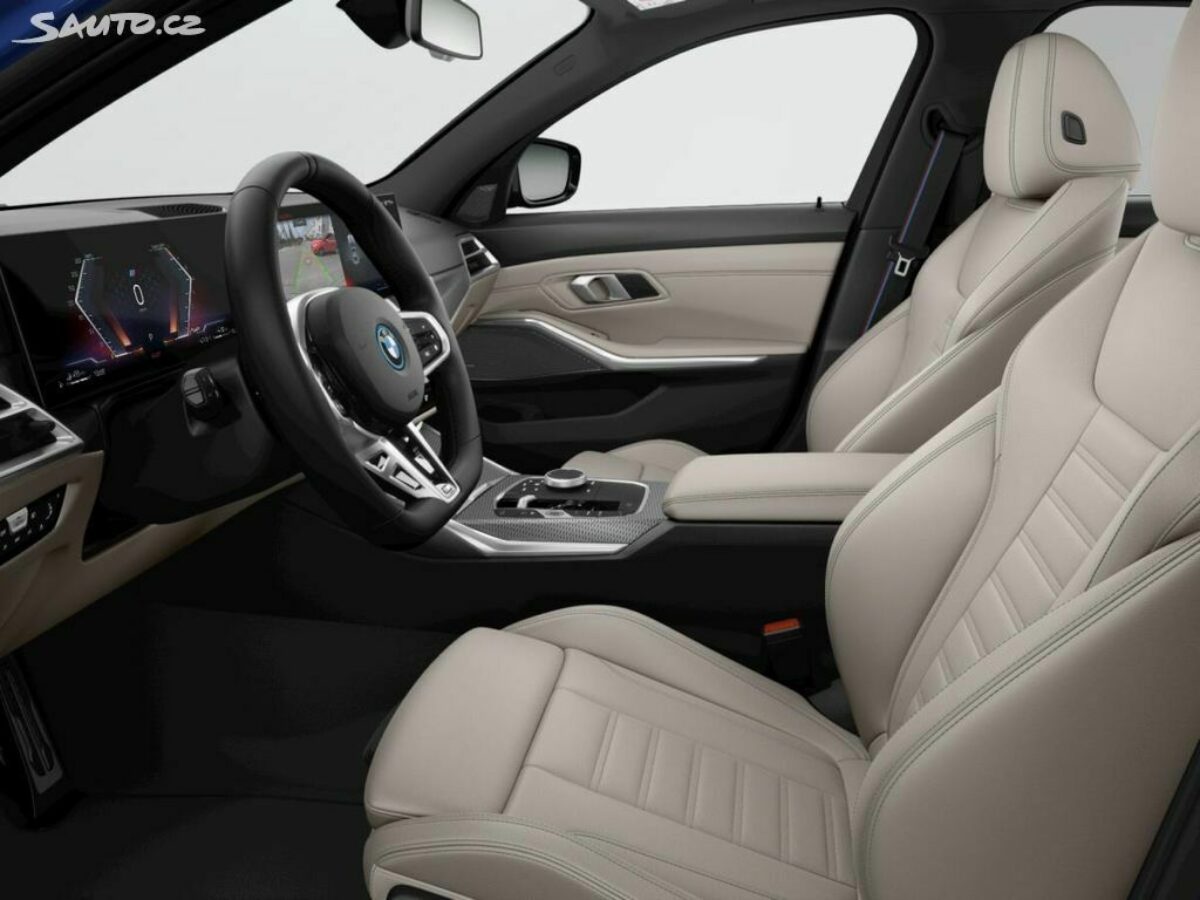 Fotografie vozu - klik pro zvětšení