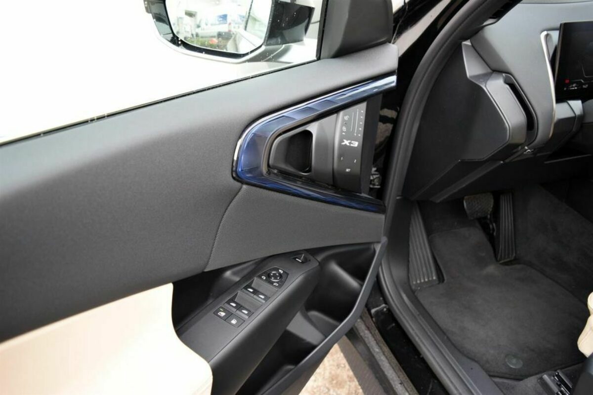 Fotografie vozu - klik pro zvětšení