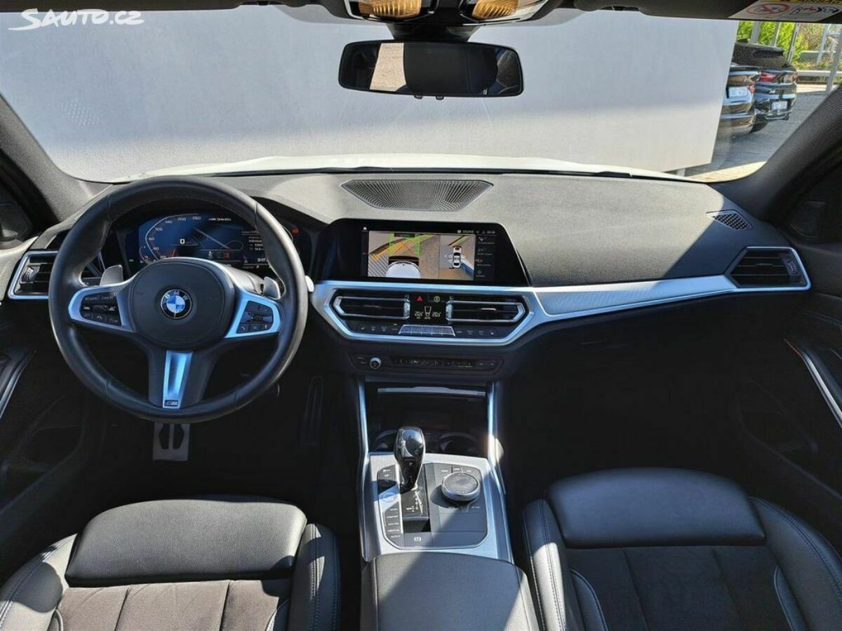 Fotografie vozu - klik pro zvětšení